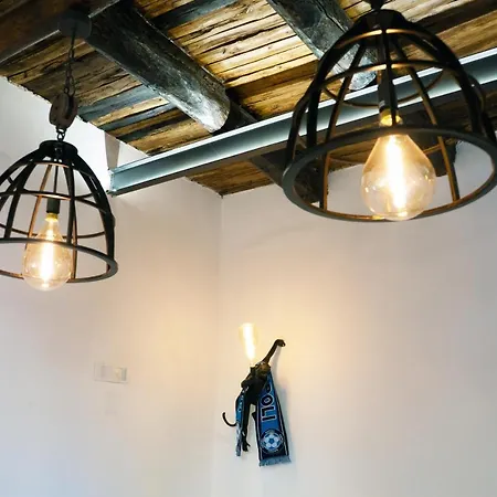 Central Monkey House *